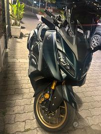 t max 560 allestimento tech darkpetrol
