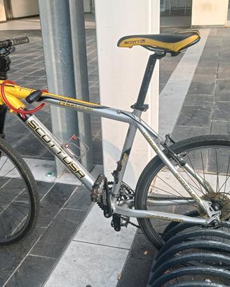 Bici Mountain Bike Scott