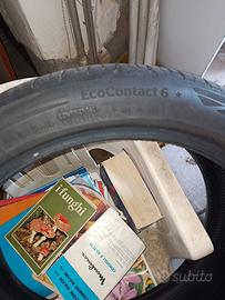 Set 4 Pneumatici  Eco Contact  6 - 225/40 R18 92Y