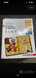 Libro Scienze 2 media