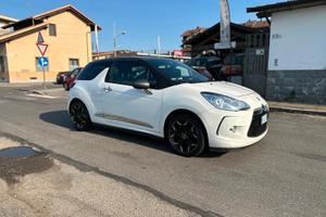 Ds DS3 DS 3 1.2 VTi 82 Just Black