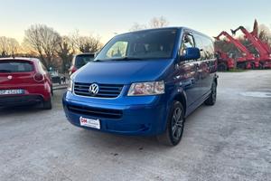Volkswagen Transporter Caravelle 2.5 TDI/131CV PC 