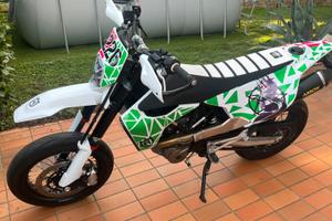 Husqvarna 701 motard