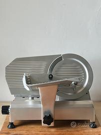 Affettatrice 220 FAC