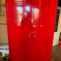 Guardaroba loft Maison du Monde rosso con rotelle