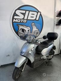 Aprilia Scarabeo 250