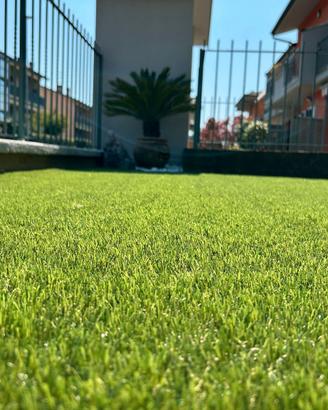 ERBA SINTETICA PER VILLE E CASE DI PREGIO