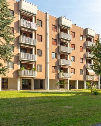 Appartamento di 102 m² con 3 locali e box auto a I