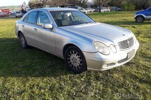 Ricambi Mercedes E 220 Cdi Elegance 2003