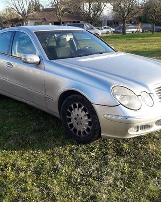 Ricambi Mercedes E 220 Cdi Elegance 2003