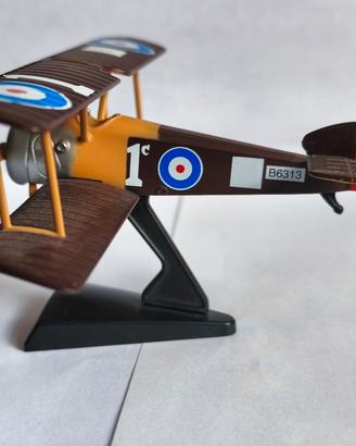 Modellino del caccia Sopwith F.1 Camel