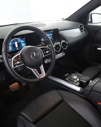 MERCEDES-BENZ CLA sse GLA GLA 200 d Automatic SP
