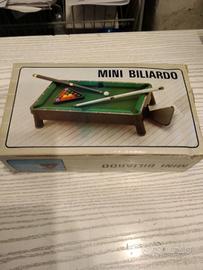 Biliardo giocattolo