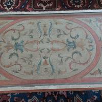 Tavolo da salotto decorato a mano stile Liberty