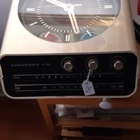 Orologio Vintage.funziona.Radio no Mf.