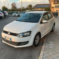 Volkswagen Polo 1.2 benzina Neopatentati