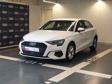 Audi A3 Sportback 35 1.5 tfsi mhev Business s...