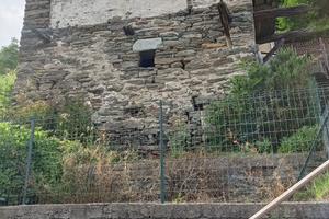 Proprietà rustica da ristrutturare