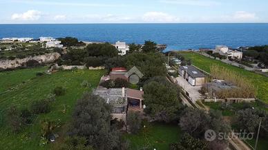 VILLA SINGOLA A MONOPOLI
