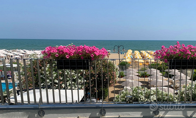 Jesolo vista mare casa green piscina spiaggia cani