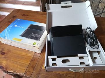 Playstation 4 slim