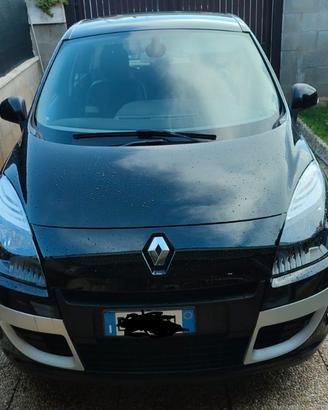 Renault scénic x mod 2011 diesel  prezzo 900€