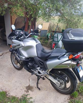 Honda Varadero 1000 - anno 2005 54900 km 