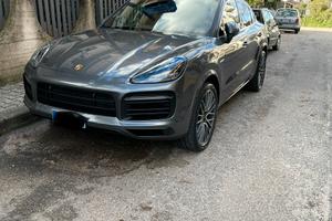 Porsche Cayenne Coupe Hybrid
