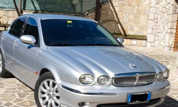 Jaguar X Type 2.500