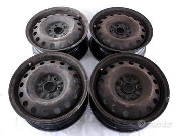 4261102750 SET 4 CERCHI IN FERRO DA 16 POLLICI 5 F