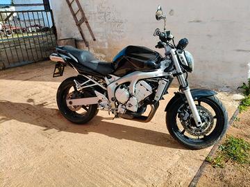 Yamaha fz6