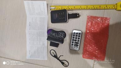 Trasmettitore FM stereo con vivavoce bluetooth
