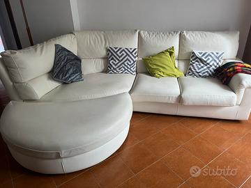 Divano angolare bianco in pelle