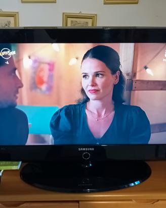 TV Samsung LE32A336J1D con Decoder Esterno DVB-T2