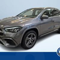 Mercedes-Benz GLA 250 E PLUG-IN HYBRID AUTOMA...