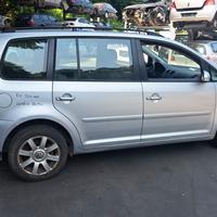 VW TOURAN 2004 SOLO PER RICAMBI