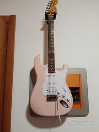 Squire stratocaster standard