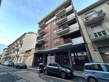 Box / Garage di 13 m² a Torino