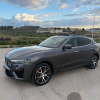 Maserati Levante V6 Diesel 275 CV AWD Gransport