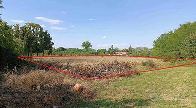 Immobile in asta di 5480 m² a Mantova