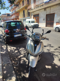 Beverly 300 ultimo modello