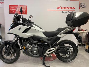 HONDA NC750X DCT