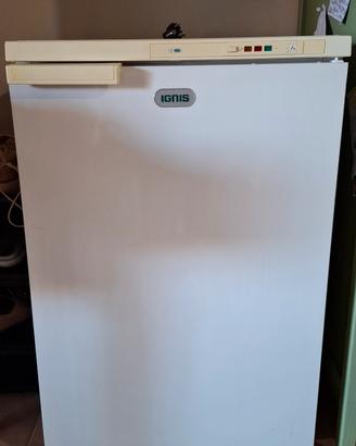 Congelatore verticale  Ignis