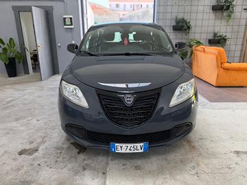 Lancia Ypsilon 1.2 69 CV 5 porte Gold