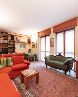 Appartamento di 133 m² con 4 locali e box auto dop