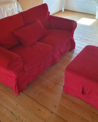 DIVANO 2 POSTI CON POGGIAPIEDI IKEA