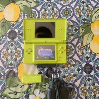 Nintendo DS lite lime + gioco