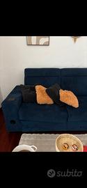 Divano letto materasso e cuscini