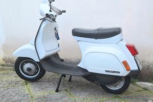 Vespa 125V iscritta F.M.I. 1996