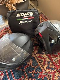 Casco nolan e bmw tutti a 200